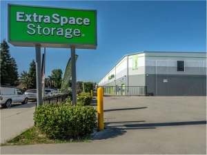Extra Space Storage - 0801 - Panorama City - Cedros Ave - Photo 6