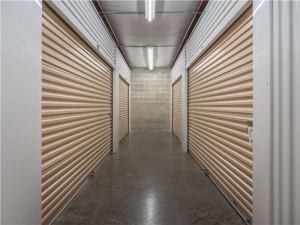 Extra Space Storage - 1492 - Auburndale - US Highway 92 West - Photo 5