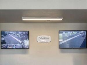 Extra Space Storage - 1523 - Anaheim - 155 S Adams St - Photo 7