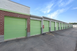 Extra Space Storage - 1575 - Richmond - Laburnum Ave - Photo 5