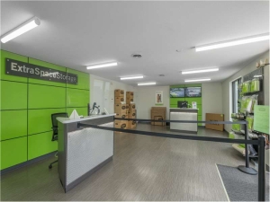 Extra Space Storage - 1584 - Hampton - Pembroke Ave - Photo 3