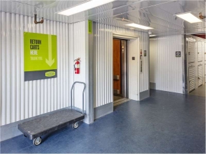 Extra Space Storage - 1603 - Portsmouth - Victory Blvd - Photo 4