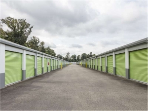 Extra Space Storage - 1780 - Hampton - Big Bethel Rd - Photo 4
