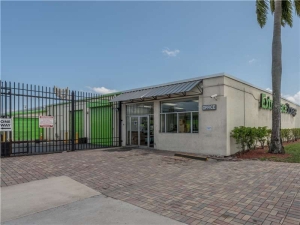 Extra Space Storage - 7194 - Fort Lauderdale - 19th St