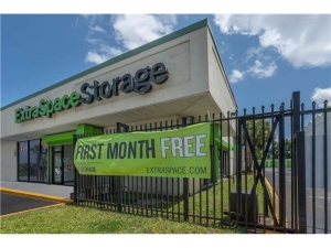 Extra Space Storage - 7196 - Fort Lauderdale - 1900 NW 19th St