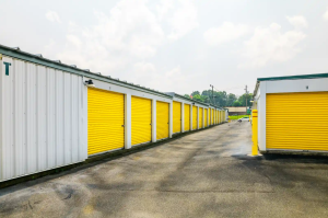 Mini Mall Storage - Johnson City - South Roan - Photo 7