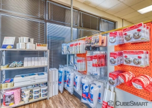 CubeSmart Self Storage IA Council Bluffs Madison Ave - Photo 7