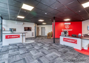 CubeSmart Self Storage RI West Warwick Keyes Way - Photo 6
