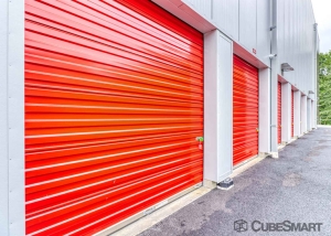 CubeSmart Self Storage RI West Warwick Keyes Way - Photo 3