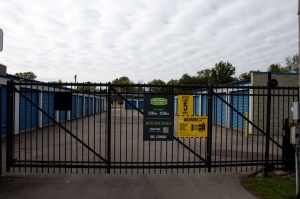 Extra Space Storage - 2103 - Linton - 13th St - Photo 2