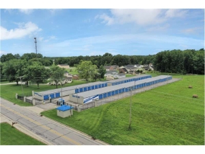 Extra Space Storage - 2112 - Sullivan - Section St - Photo 6