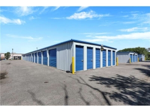 Extra Space Storage - 2115 - Crawfordsville - US Highway 231 - Photo 4