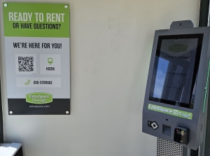 Extra Space Storage - 2186 - Columbus - Indianapolis Rd - Photo 7