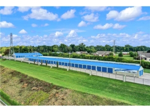 Extra Space Storage - 2196 - Indianapolis - Hanna Ave - Photo 4