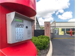 Extra Space Storage - 8634 - Fishers - Brooks School Rd - Photo 2