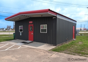 CubeSmart Self Storage TX Oyster Creek Farm to Market Rd 523 - Photo 3