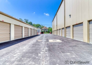 CubeSmart Self Storage - 4130 Mayfield Road - Photo 4
