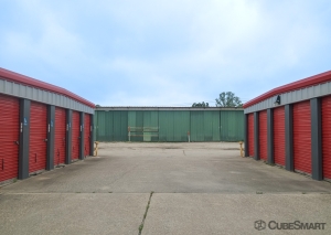 CubeSmart Self Storage - 14311 West Bellfort Boulevard - Photo 4