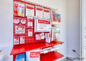 CubeSmart Self Storage - 14311 West Bellfort Boulevard - Photo 2