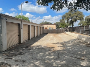Ideal Self Storage - San Antonio - Photo 5
