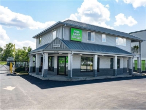 Extra Space Storage - 0652 - Indianapolis - E 65th St