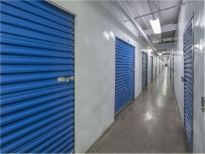 Extra Space Storage - 0793 - Palo Alto - E Bayshore Rd - Photo 5