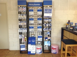 Extra Space Storage - 3102 - Sanford - 25th St - Photo 7