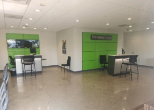 Extra Space Storage - 3409 - Los Angeles - 700 E Slauson Ave - Photo 3