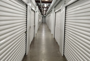 Extra Space Storage - 3424 - Torrance - 190th St - Photo 6