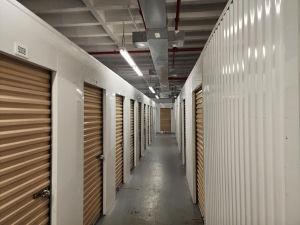 Extra Space Storage - 3431 - Mt Vernon - Washington St - Photo 5