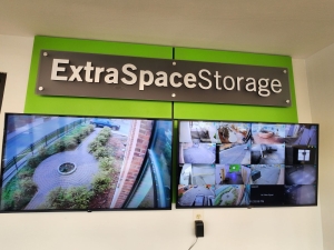 Extra Space Storage - 3431 - Mt Vernon - Washington St - Photo 7