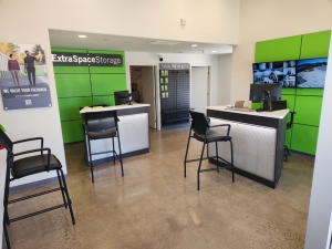 Extra Space Storage - 3510 - Sacramento - El Camino Ave - Photo 3