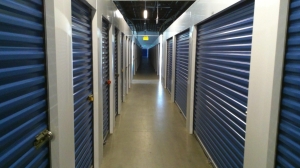 Extra Space Storage - 3522 - Sacramento - Main Ave - Photo 5