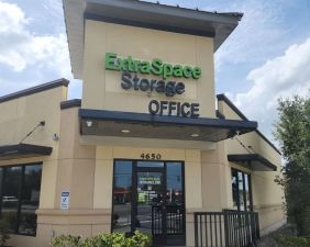 Extra Space Storage - 3526 - Orlando - Semoran Boulevard