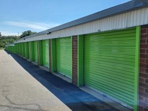 Extra Space Storage - 3552 - Rosedale - Fontana Ln - Photo 3