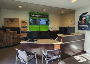 Extra Space Storage - 3559 - Rohnert Park - Martin Ave - Photo 3