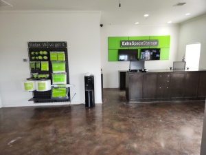 Extra Space Storage - 3646 - Oklahoma City - 122nd St - Photo 4