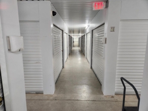 Extra Space Storage - 3646 - Oklahoma City - 122nd St - Photo 6