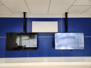 Extra Space Storage - 3702 - Loveland - 43rd St - Photo 8