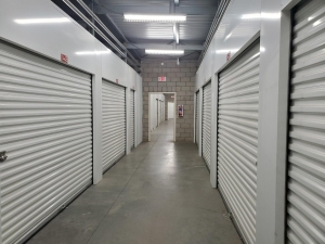 Extra Space Storage - 3705 - Beaumont - Desert Lawn Dr - Photo 5