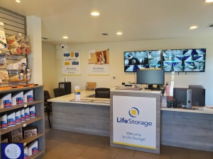 Extra Space Storage - 3707 - Pomona - Garey Ave - Photo 3