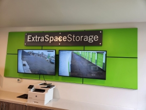 Extra Space Storage - 3707 - Pomona - Garey Ave - Photo 7