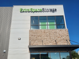 Extra Space Storage - 3727 - Savannah - Johnny Mercer Blvd