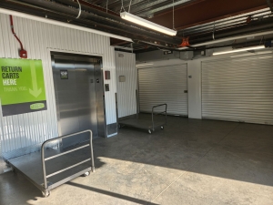 Extra Space Storage - 3727 - Savannah - Johnny Mercer Blvd - Photo 4