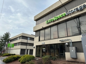 Extra Space Storage - 3772 - Belleville - Franklin St.