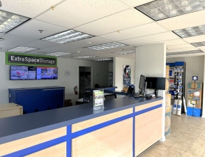 Extra Space Storage - 3772 - Belleville - Franklin St. - Photo 3