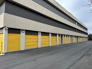 Extra Space Storage - 3772 - Belleville - Franklin St. - Photo 4