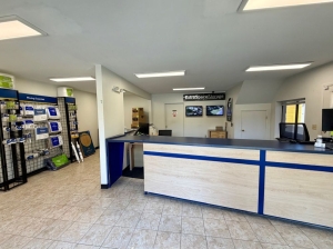 Extra Space Storage - 3776 - Englewood - Van Brunt St - Photo 3