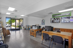 Extra Space Storage - 3819 - Las Vegas - Bermuda Rd - Photo 3