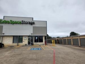 Extra Space Storage - 3891 - Houston - State Hwy 249 - Photo 1